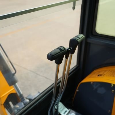 5874781804-2.jpg